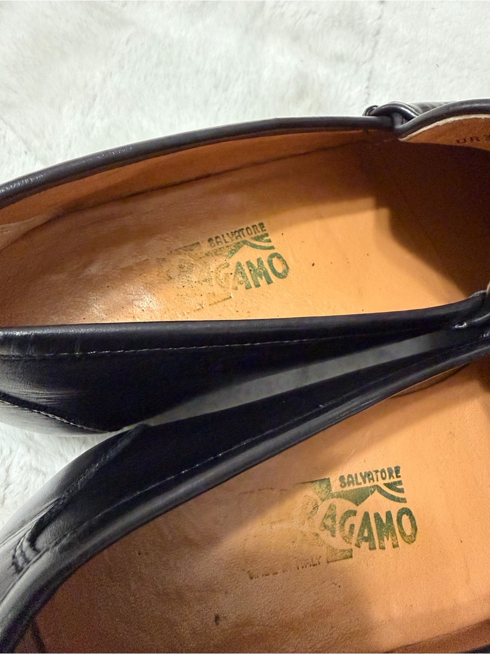 $995 Salvatore Ferragamo Black Leather Gold Gancini Buckle Bit Loafers 10.5 D - Picture 11 of 12
